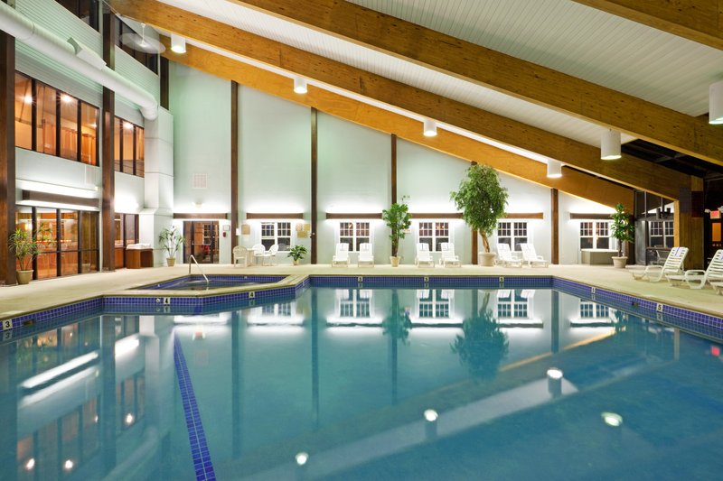 Holiday Inn CAPE COD - HYANNIS - Silver Beach, MA