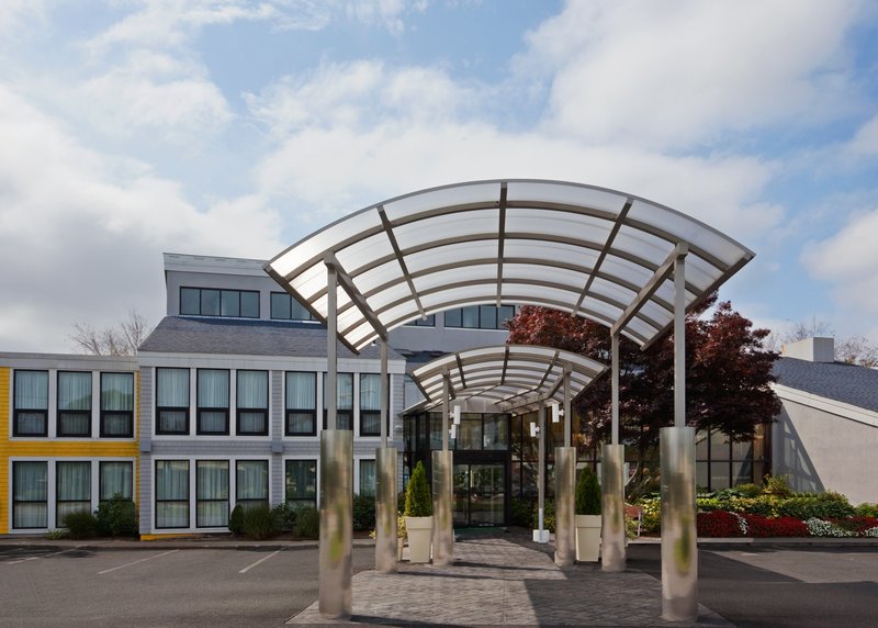Holiday Inn CAPE COD - HYANNIS - Silver Beach, MA