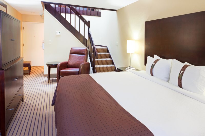 Holiday Inn CAPE COD - HYANNIS - Silver Beach, MA