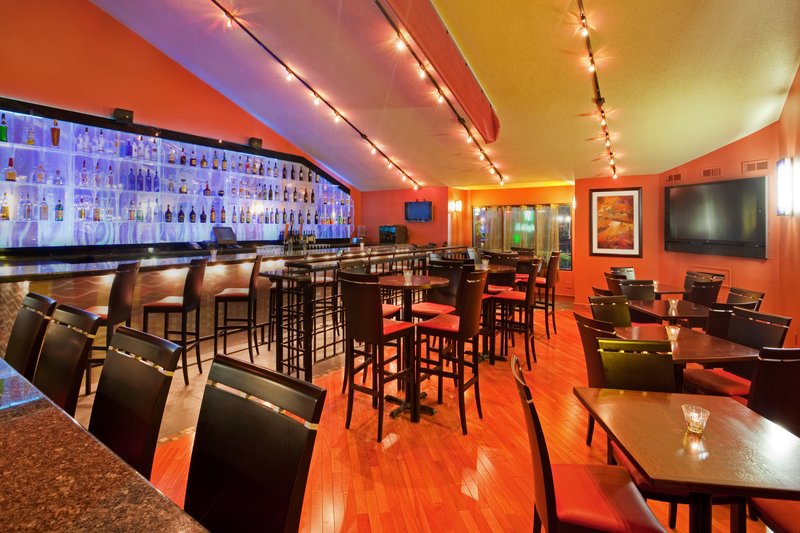 Holiday Inn CAPE COD - HYANNIS - Silver Beach, MA