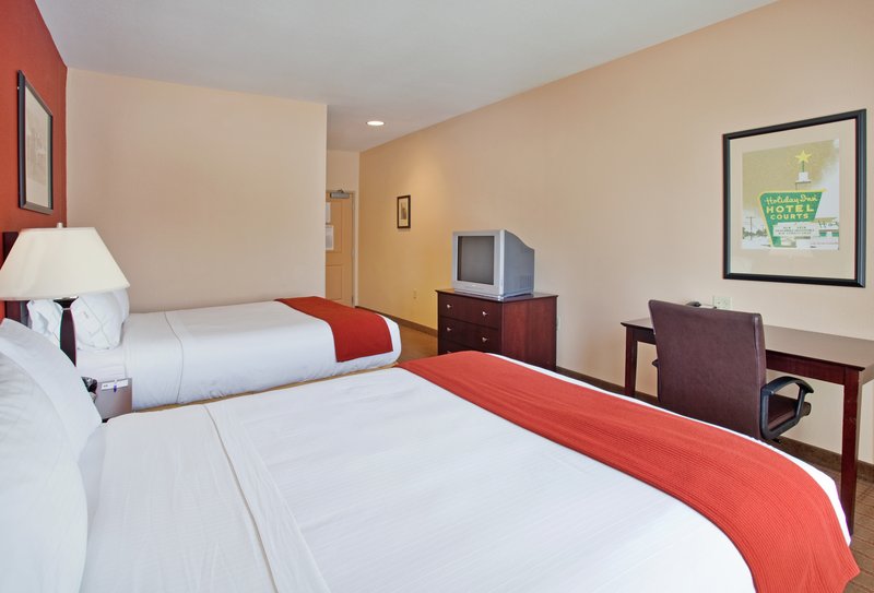 Holiday Inn Express & Suites EAST WICHITA I-35 ANDOVER - Andover, KS