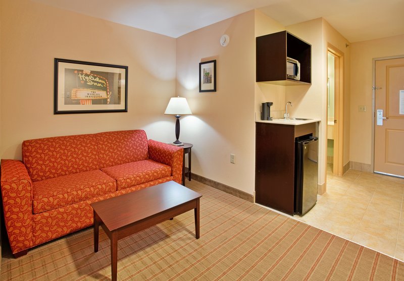 Holiday Inn Express & Suites EAST WICHITA I-35 ANDOVER - Andover, KS