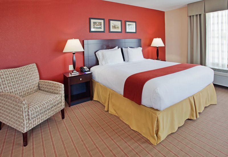 Holiday Inn Express & Suites EAST WICHITA I-35 ANDOVER - Andover, KS