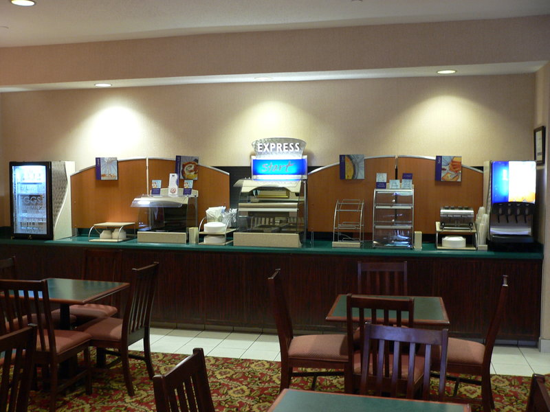 Holiday Inn Express METROPOLIS - Olmsted, IL