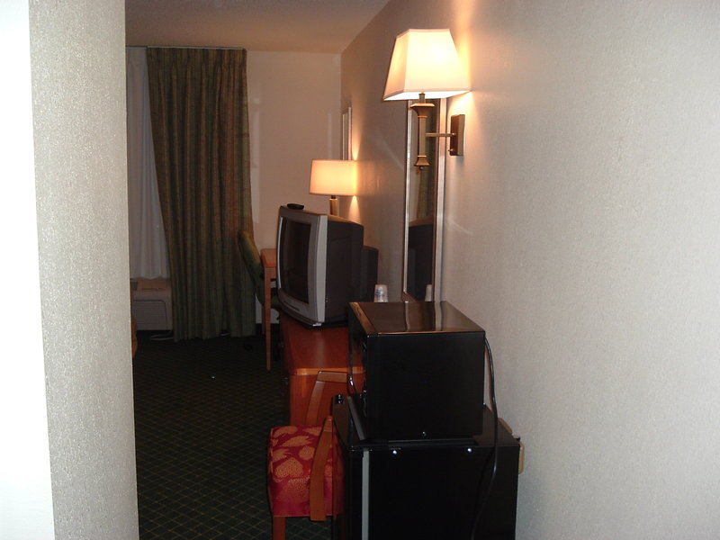 Holiday Inn Express New Orleans East - Metairie, LA