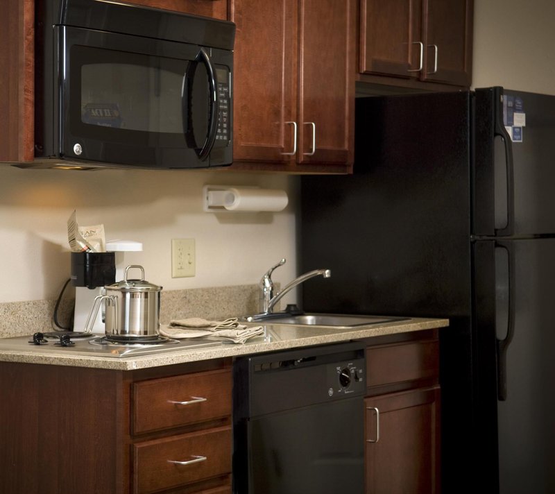 Candlewood Suites - Madison, WI