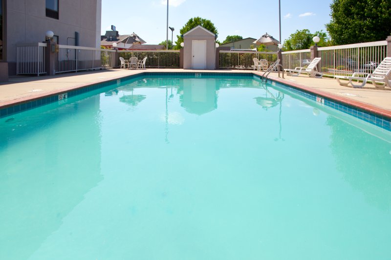 Holiday Inn Express Pearl-Jackson Intl Airport - Pearl, MS