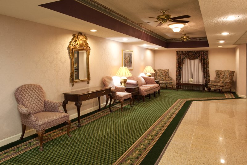 Holiday Inn Express Pearl-Jackson Intl Airport - Pearl, MS