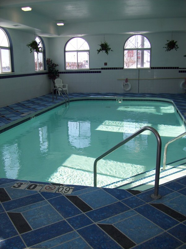 HOLIDAY INN EXPRESS-DEFOREST - De Forest, WI