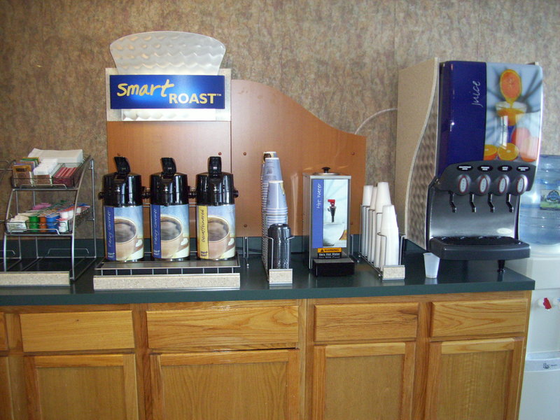 HOLIDAY INN EXPRESS-DEFOREST - De Forest, WI