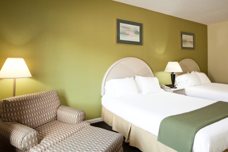Holiday Inn Express Pearl-Jackson Intl Airport - Pearl, MS
