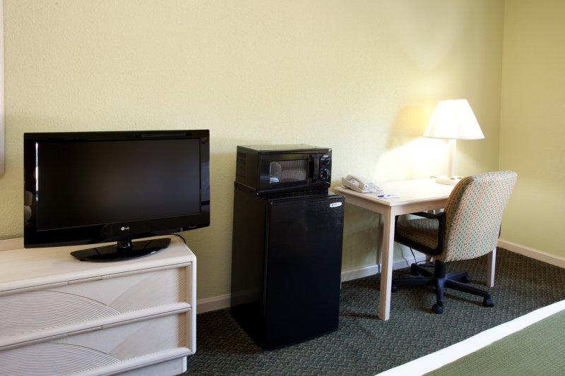 Holiday Inn Express Pearl-Jackson Intl Airport - Pearl, MS