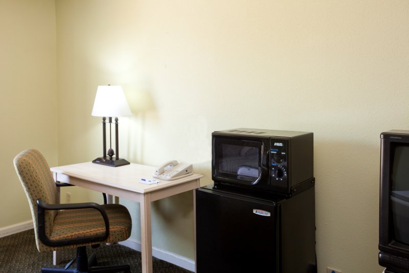 Holiday Inn Express Pearl-Jackson Intl Airport - Pearl, MS