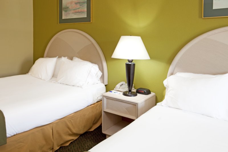 Holiday Inn Express Pearl-Jackson Intl Airport - Pearl, MS