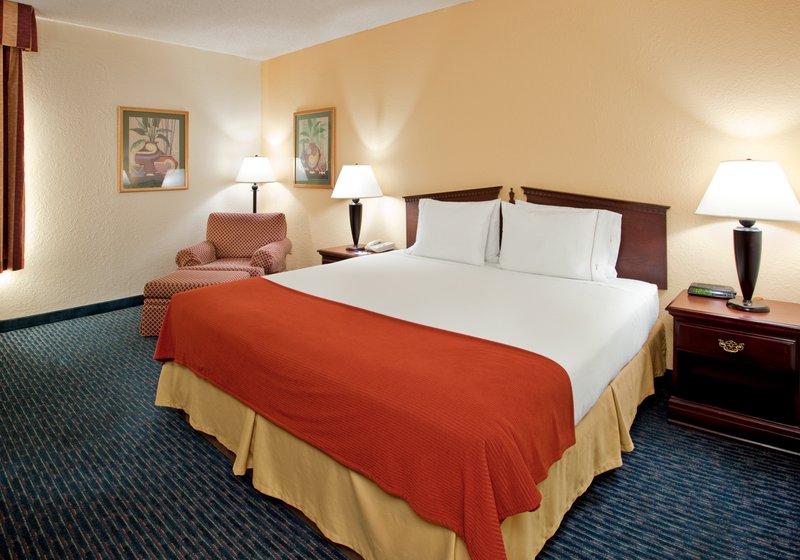 Holiday Inn Express JONESBORO - Jonesboro, AR