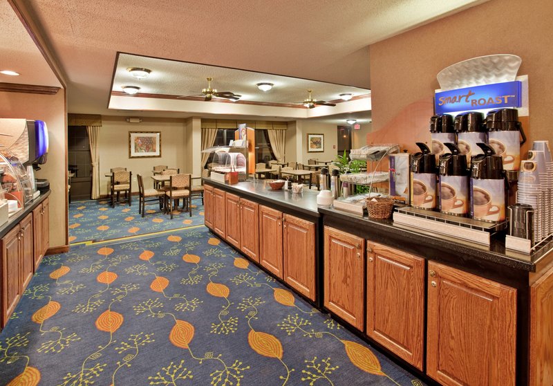 Holiday Inn Express JONESBORO - Jonesboro, AR
