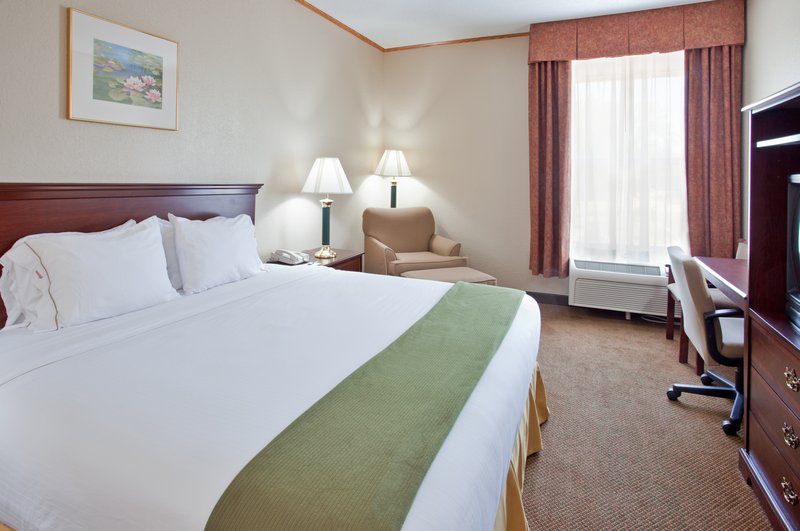 Holiday Inn Express JUNCTION CITY - Dighton, KS