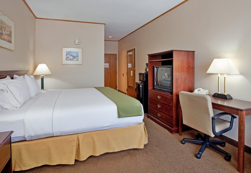 Holiday Inn Express JUNCTION CITY - Dighton, KS