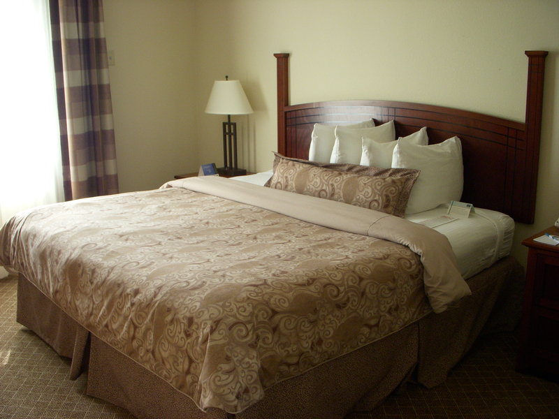 STAYBRIDGE SUITES - Cranbury, NJ