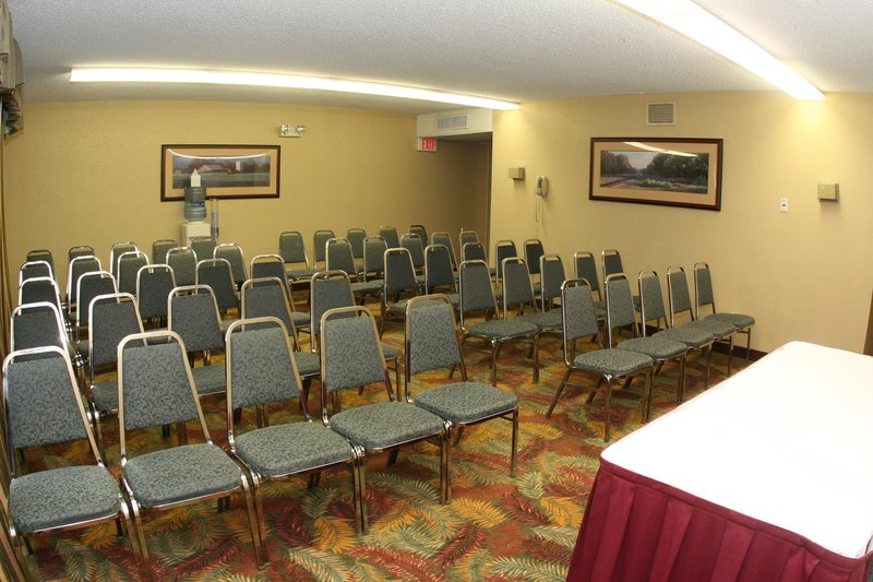 Holiday Inn JOPLIN-I-44 & US 71 - Joplin, MO