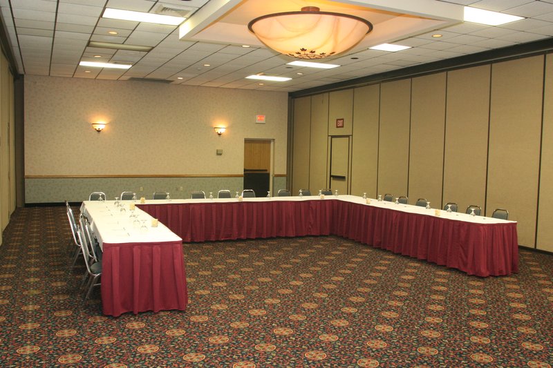 Holiday Inn JOPLIN-I-44 & US 71 - Joplin, MO