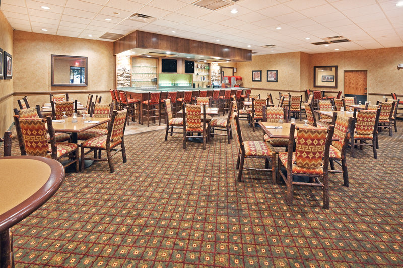 Holiday Inn JOPLIN-I-44 & US 71 - Joplin, MO