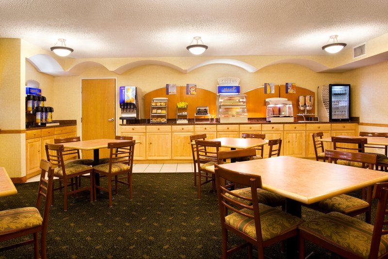 Holiday Inn Express JOLIET-PLAINFIELD I-55 NORTH - Joliet, IL
