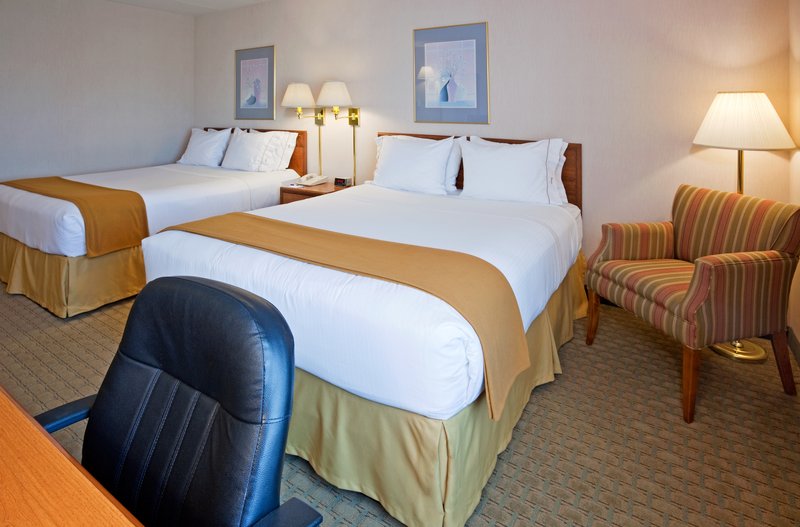 Holiday Inn Express Janesville-I-90 & US Hwy 14 - Janesville, WI