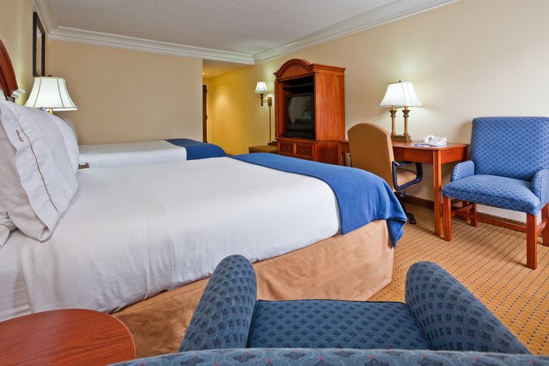 HOLIDAY INN EXPRESS-RINGGOLD - Ringgold, GA