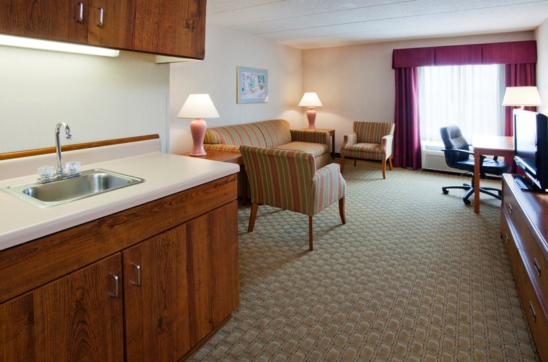 Holiday Inn Express Janesville-I-90 & US Hwy 14 - Janesville, WI