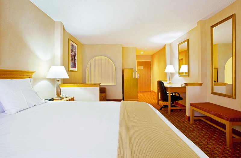 Holiday Inn Express JOLIET-PLAINFIELD I-55 NORTH - Joliet, IL