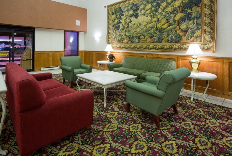 Holiday Inn Express Janesville-I-90 & US Hwy 14 - Janesville, WI