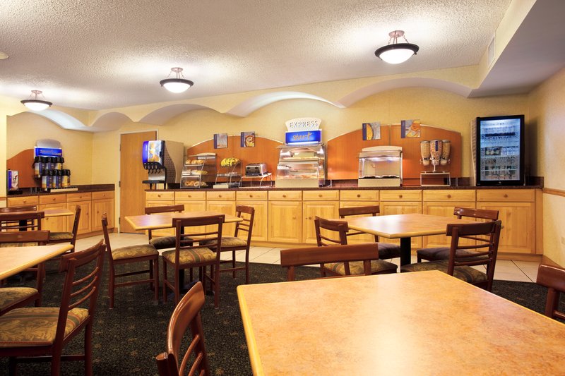 Holiday Inn Express JOLIET-PLAINFIELD I-55 NORTH - Joliet, IL
