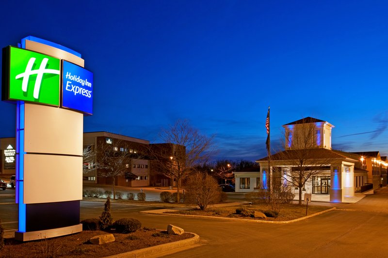 Holiday Inn Express & Suites JOHNSTOWN - Cresson, PA