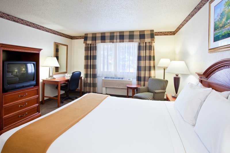 Holiday Inn Express & Suites JOHNSTOWN - Cresson, PA