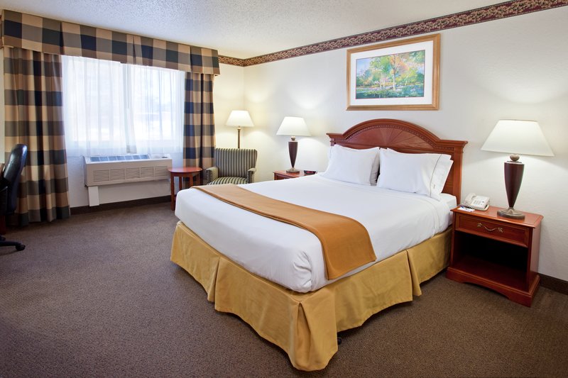 Holiday Inn Express & Suites JOHNSTOWN - Cresson, PA