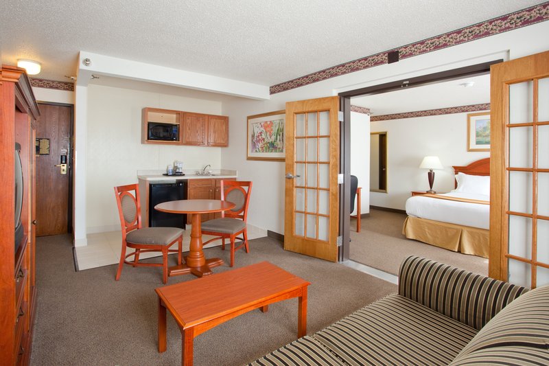 Holiday Inn Express & Suites JOHNSTOWN - Cresson, PA