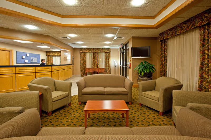 Holiday Inn Express & Suites JOHNSTOWN - Cresson, PA