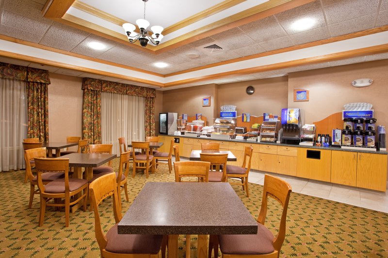 Holiday Inn Express & Suites JOHNSTOWN - Cresson, PA