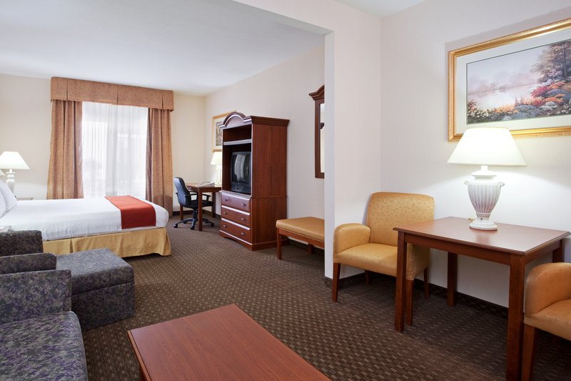 Holiday Inn Express-Marion - Marion, OH