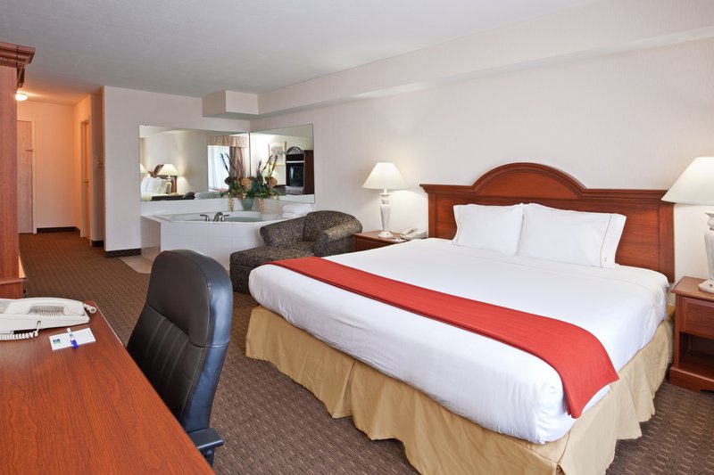Holiday Inn Express-Marion - Marion, OH