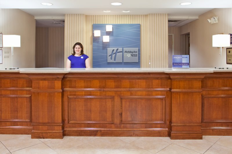 Holiday Inn Express-Marion - Marion, OH