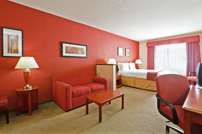 Holiday Inn Express & Suites MANCHESTER-CONF CTR(TULLAHOMA) - Manchester, TN