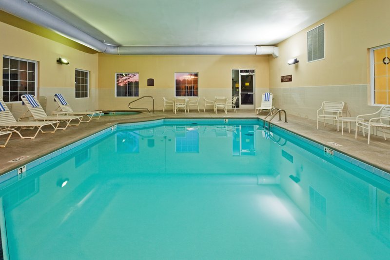 Holiday Inn Express & Suites MANCHESTER-CONF CTR(TULLAHOMA) - Manchester, TN