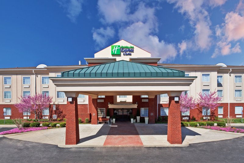 Holiday Inn Express & Suites MANCHESTER-CONF CTR(TULLAHOMA) - Manchester, TN