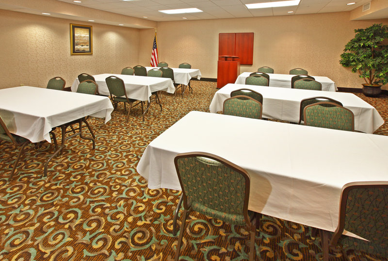 Holiday Inn Express MINDEN - Jamestown, LA