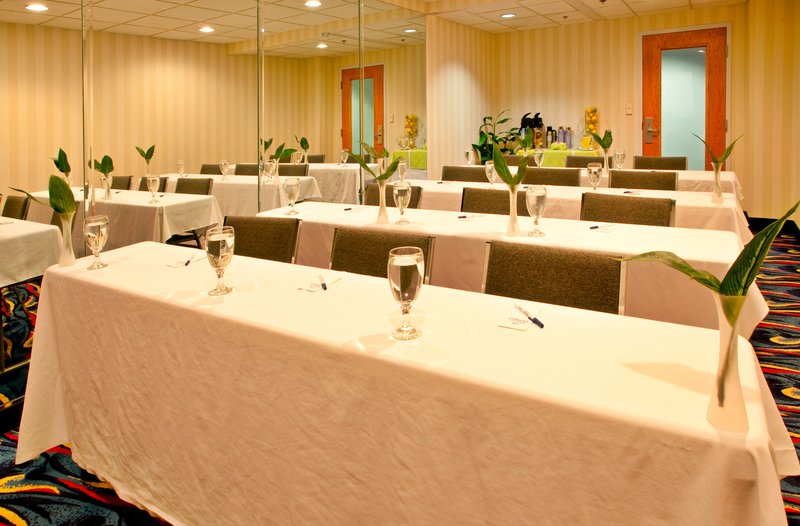 Holiday Inn Express MELBOURNE - Melbourne, FL