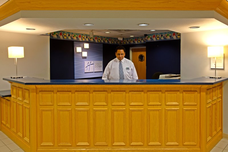 Holiday Inn Express MELBOURNE - Melbourne, FL