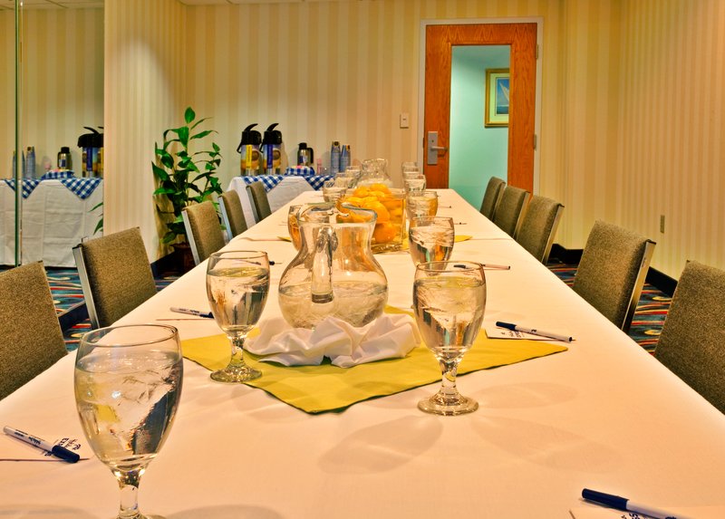 Holiday Inn Express MELBOURNE - Melbourne, FL