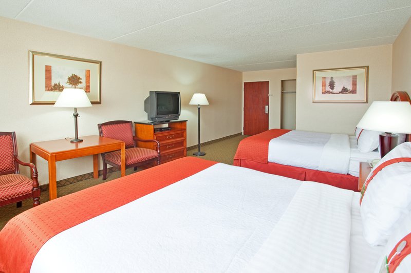 Holiday Inn - Muskegon, MI